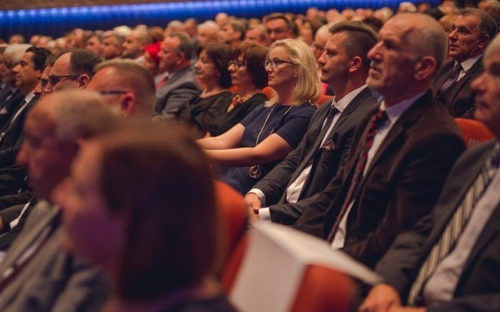 Przeżyjmy to jeszcze raz. Gala XX-lecia Powiatu Oświęcimskiego w obiektywie