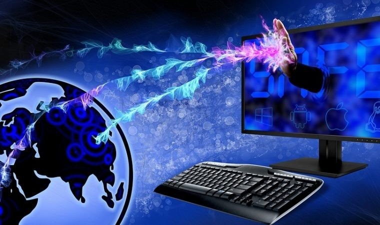 Młodzież w sieci. W wirtualnym labiryncie zagrożeń