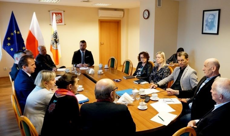 Komisja Bezpieczeństwa i Porządku o wyzwaniach i zagrożeniach