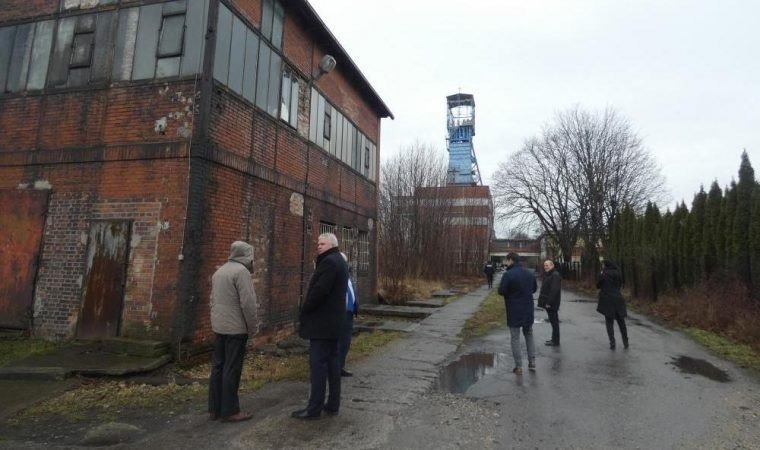 Rewitalizacja terenów pogórniczych. Umowa AGH z Gminą Brzeszcze