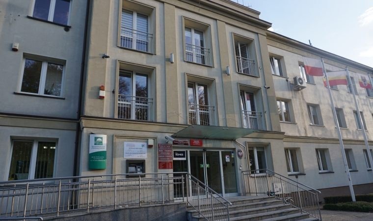 UWAGA!!! Od dziś ograniczony kontakt ze Starostwem