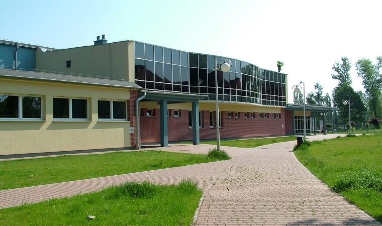 Sesja Rady Powiatu (tym razem) w hali oświęcimskiego „Chemika”