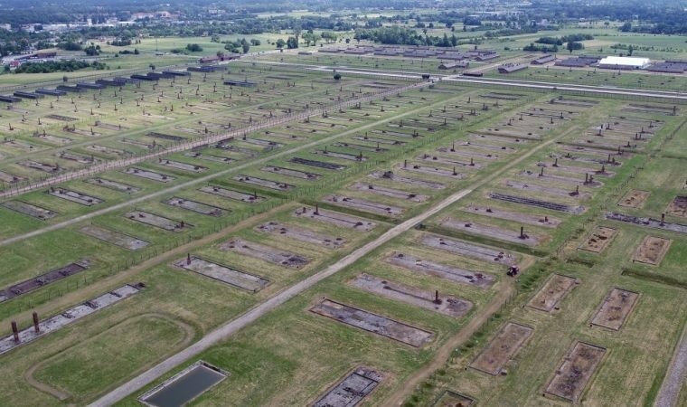 Bez przewodnika i w ograniczonym zakresie. Zwiedzanie Muzeum Auschwitz możliwe w ostatni weekend maja