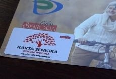 Powiatowa Karta Seniora. Wymierne korzyści dla seniorów i podmiotów gospodarczych