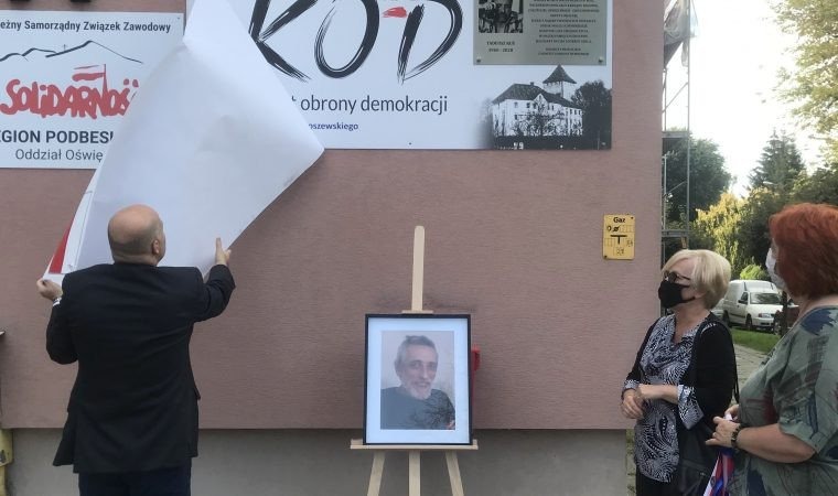 Ponad wszystko kochał wolność. Odsłonięcie tablicy ku czci śp. Tadeusza Kusia