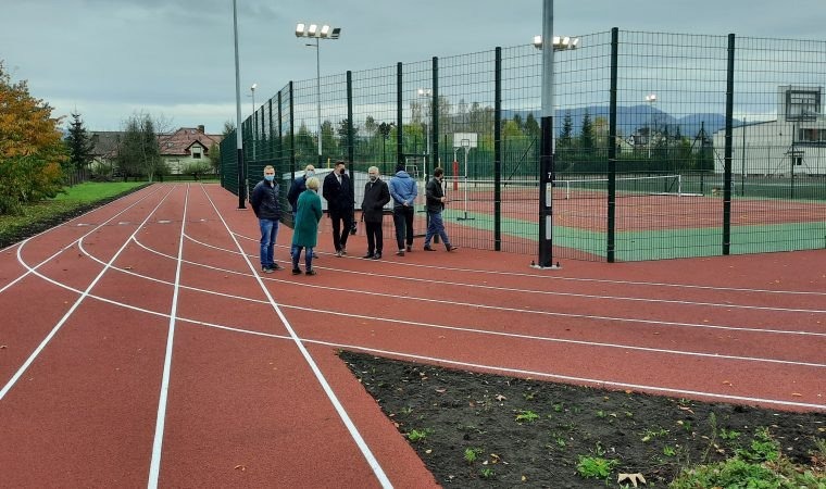 Powiatowy „Kopernik” z rozbudowanym kompleksem sportowym. W planach rewitalizacja kolejnych obiektów