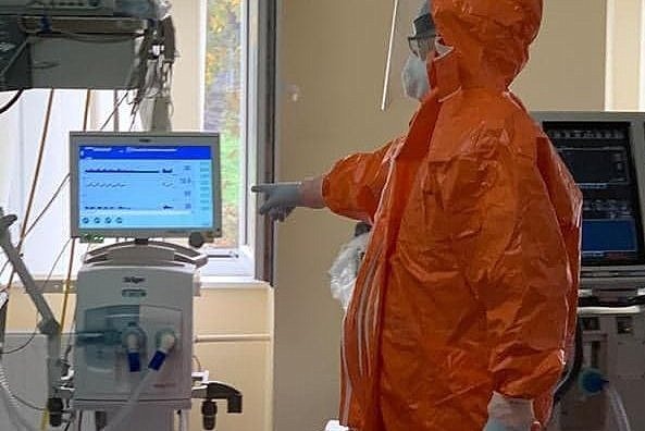 Medycy ze Szpitala Powiatowego sami złożyli sprzęt przekazany przez wojewodę