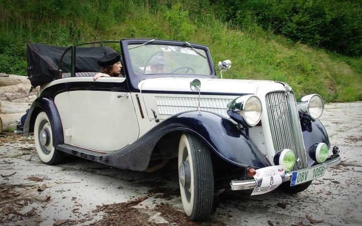 Oświęcim – Praga. Historia z pasją