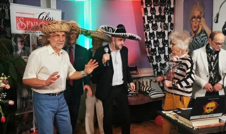 Taniec lekiem na izolację, smutek i samotność seniorów