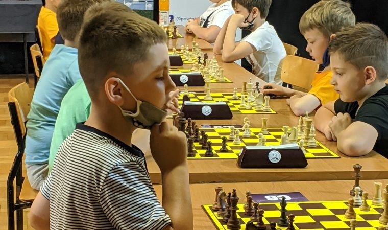 Szachiści z różnych stron powiatu rywalizowali w Przeciszowie
