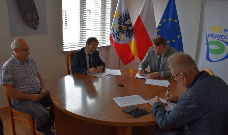 Podpisano umowę na modernizację ul. Beskidzkiej w Witkowicach