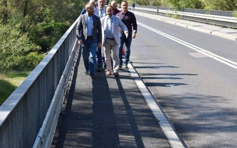 Bezpieczniej dla pieszych na moście w Kętach