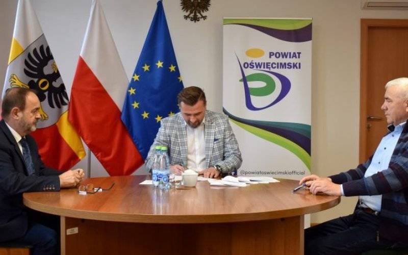 Dwa odcinki drogi powiatowej w Bobrku idą do przebudowy