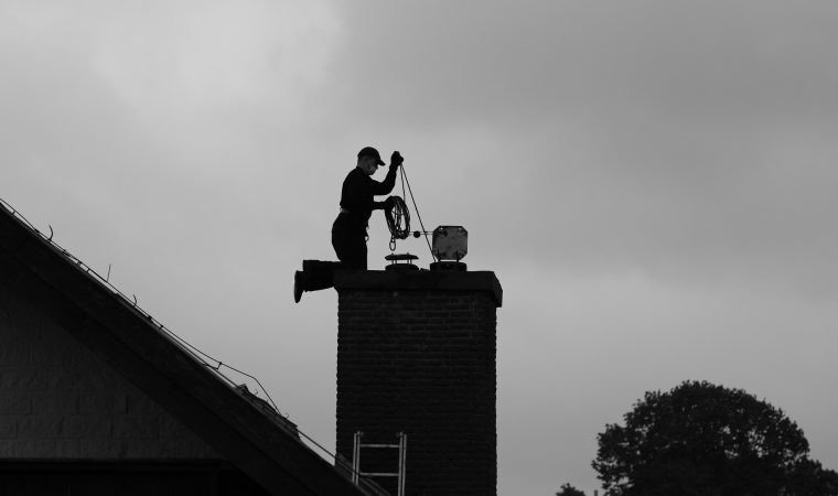 Niedrożna instalacja kominowa może doprowadzić do tragedii