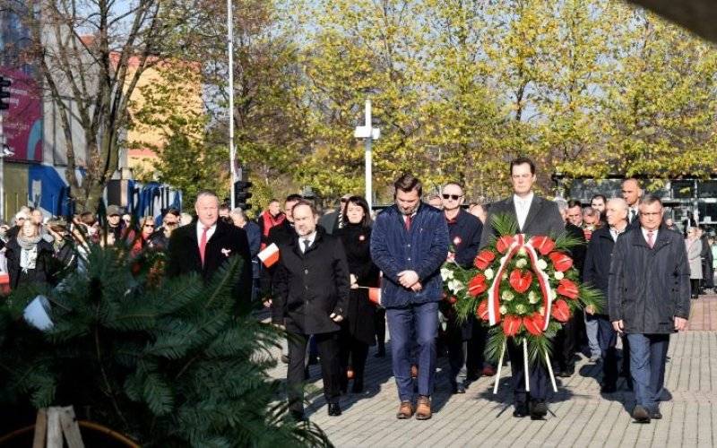 103. rocznica odzyskania przez Polskę niepodległości. Apel o jedność narodową i zasypywanie podziałów