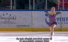Popisy młodych łyżwiarzy na oświęcimskiej tafli