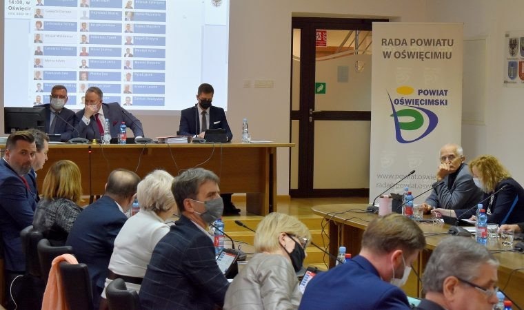 Radni zatwierdzili Program współpracy Powiatu Oświęcimskiego z organizacjami pozarządowymi