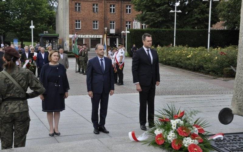 Uczczono pamięć bohaterów powstania warszawskiego