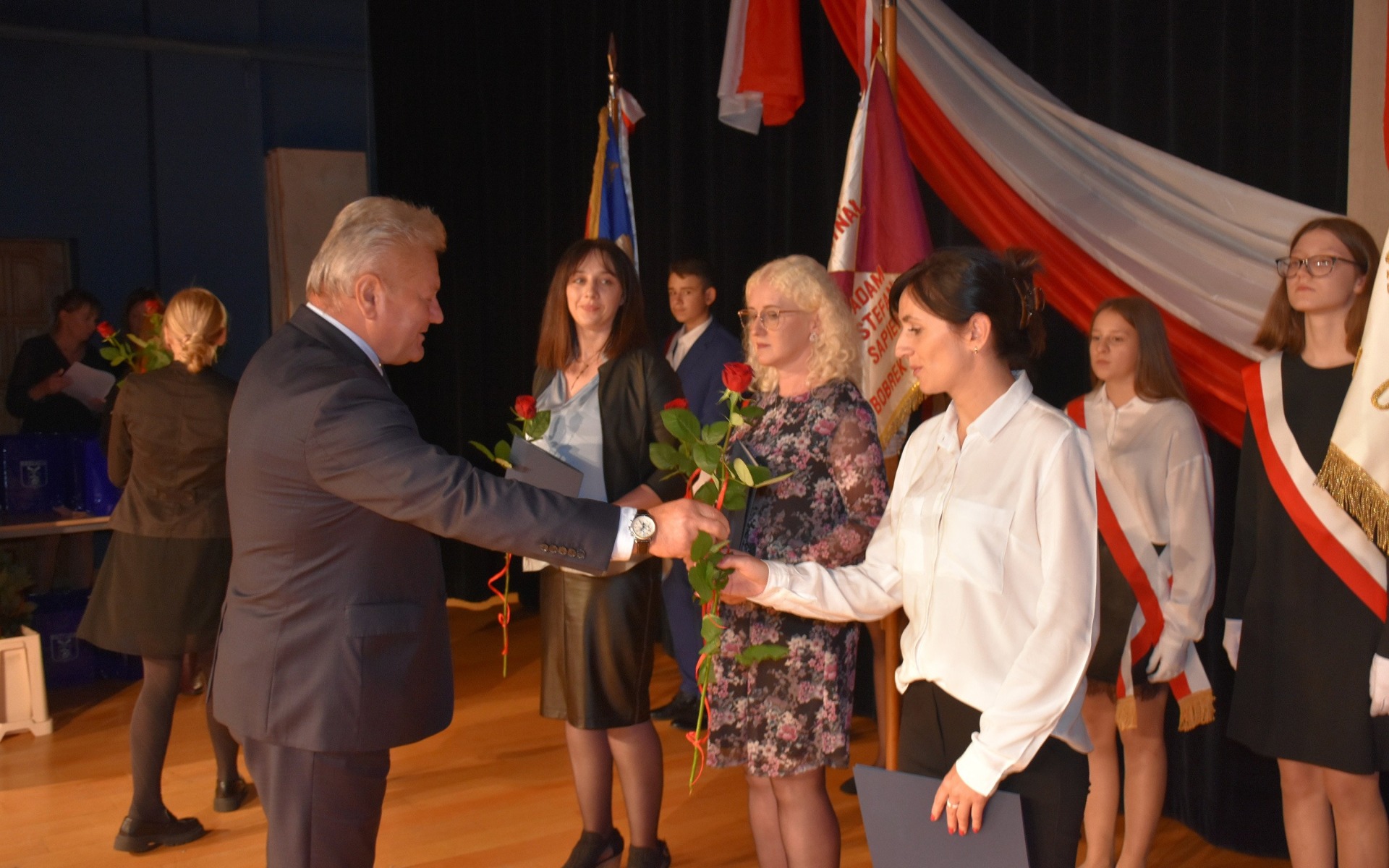 Podziękowania i życzenia dla nauczycieli