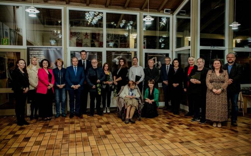 Przekaz zrozumiały bez słów