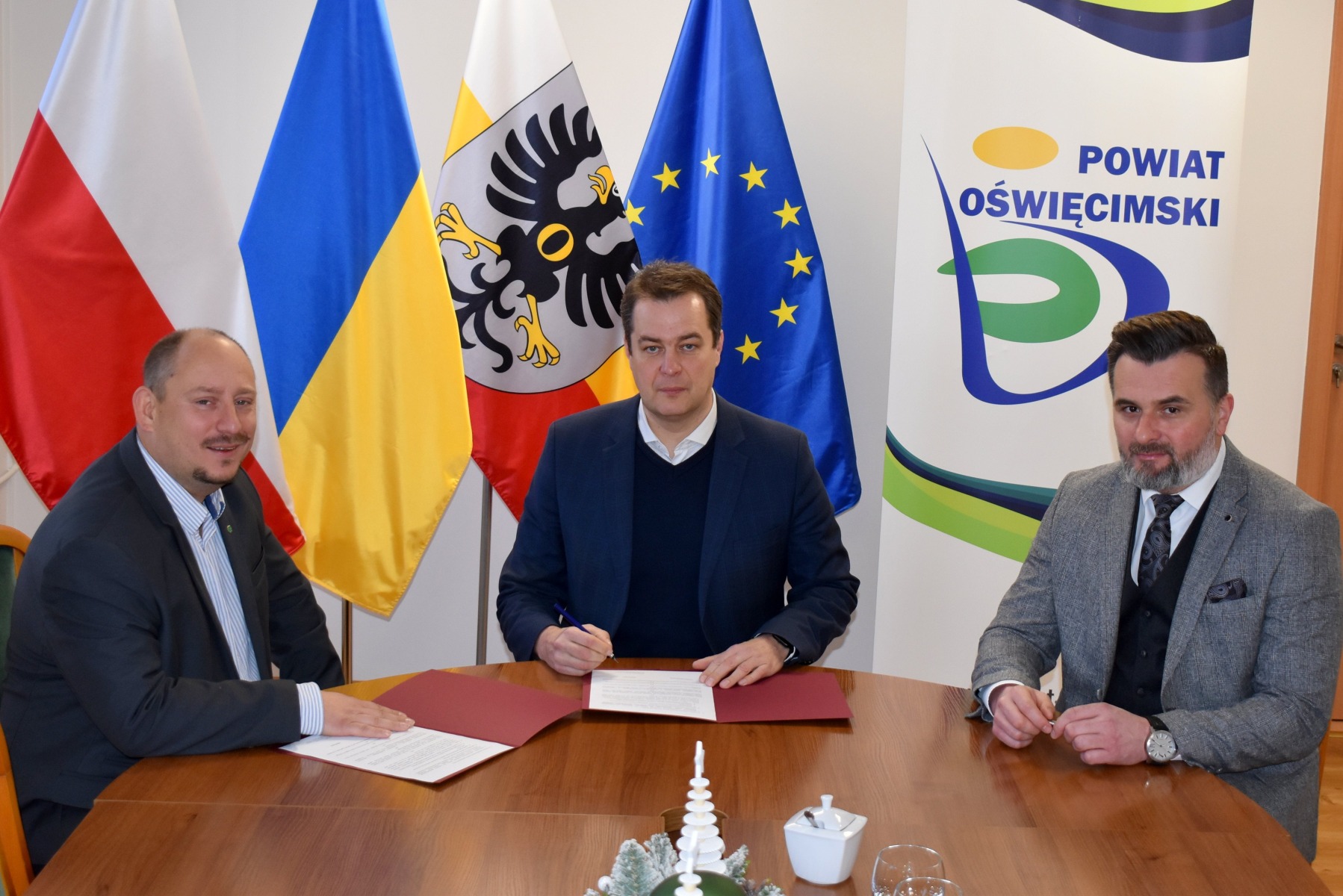 Wsparcie finansowe samorządu powiatowego dla OSP w Łękach