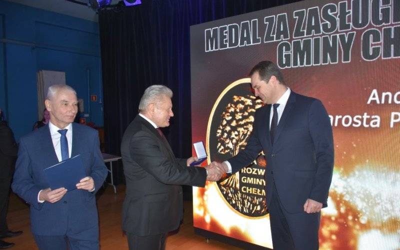 Starosta nagrodzony medalem „Za zasługi dla rozwoju Gminy Chełmek”