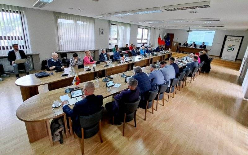 Zarząd Powiatu w Oświęcimiu z wotum zaufania i absolutorium