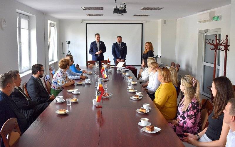 Awanse zawodowe dla grupy nauczycieli