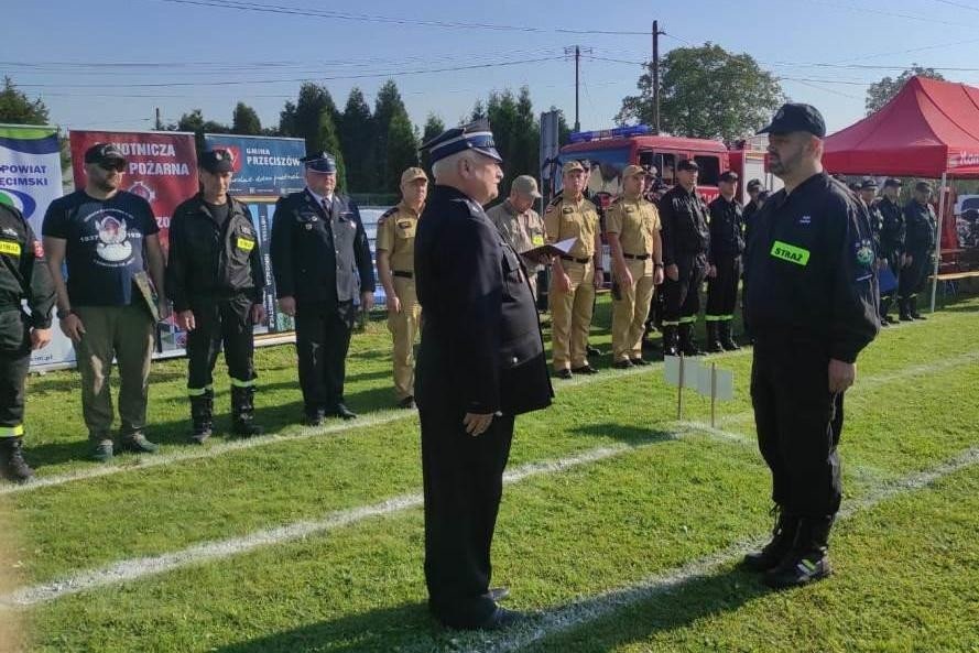 Powiatowe Zawody Sportowo-Pożarnicze w Piotrowicach