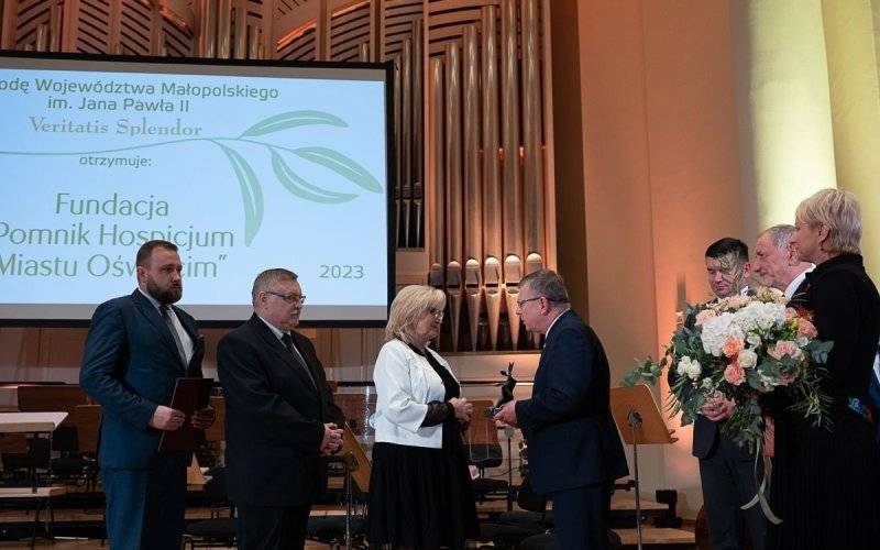 Veritatis Splendor dla Fundacji „Pomnik - Hospicjum Miastu Oświęcim”