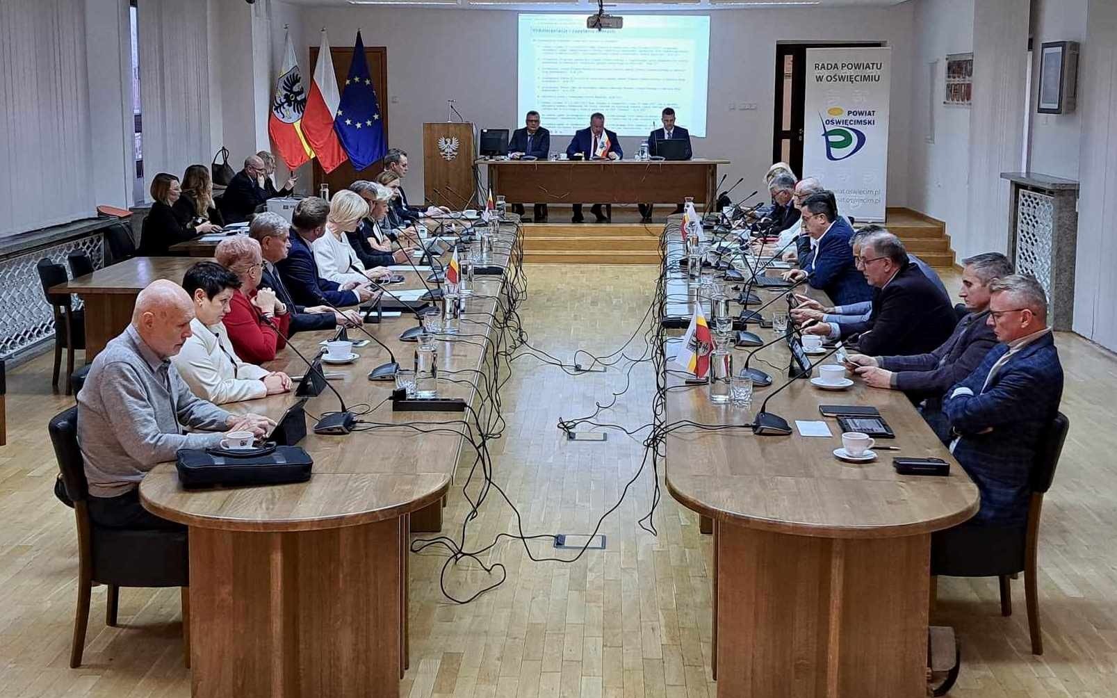 Relacja z listopadowej sesji Rady Powiatu w Oświęcimiu