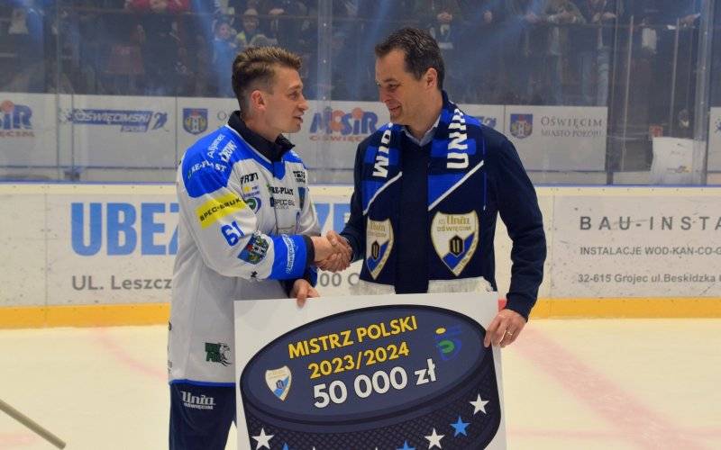 Spotkanie z mistrzami w oświęcimskiej hali lodowej