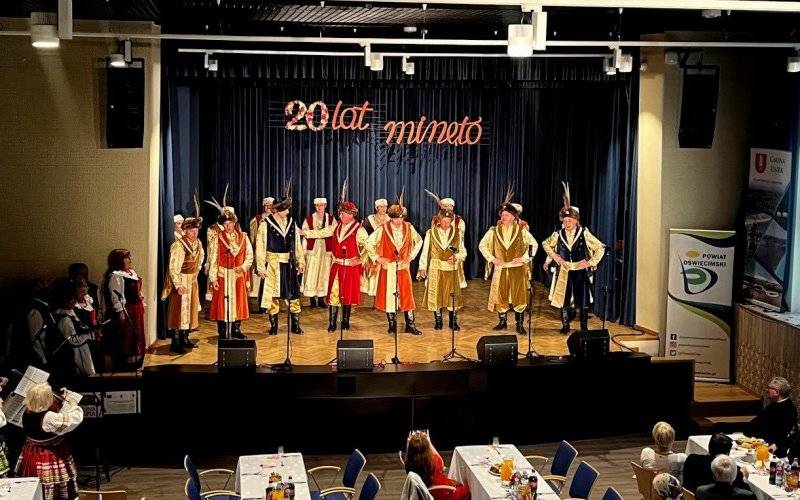 Wierni tradycji. Dwie dekady zespołu „Kotlina”