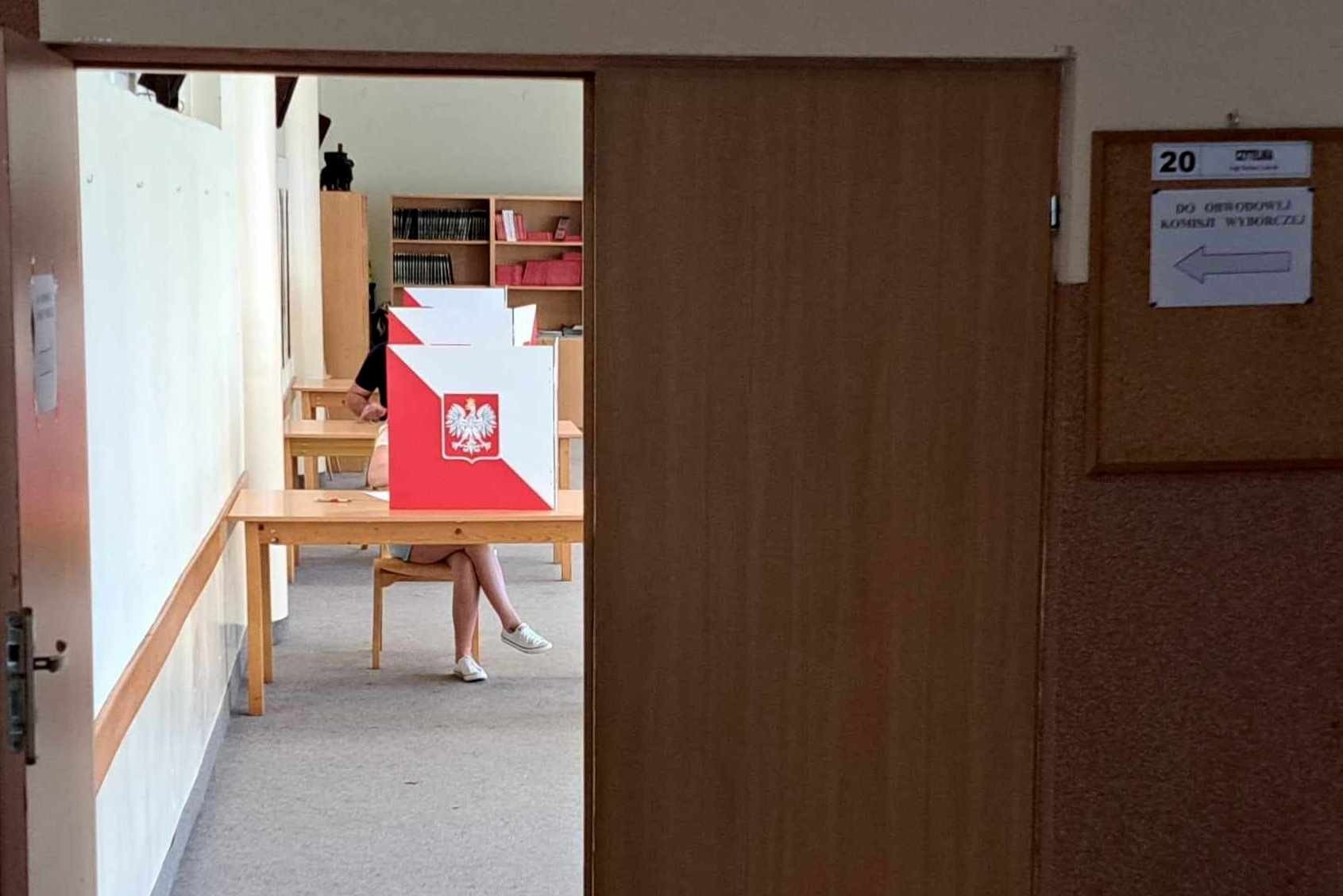 „Wybieram Wybory”. Konkurs dla młodzieży ze szkół średnich