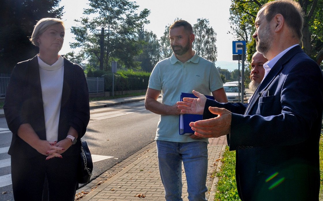 Droga powiatowa w Kętach po remoncie