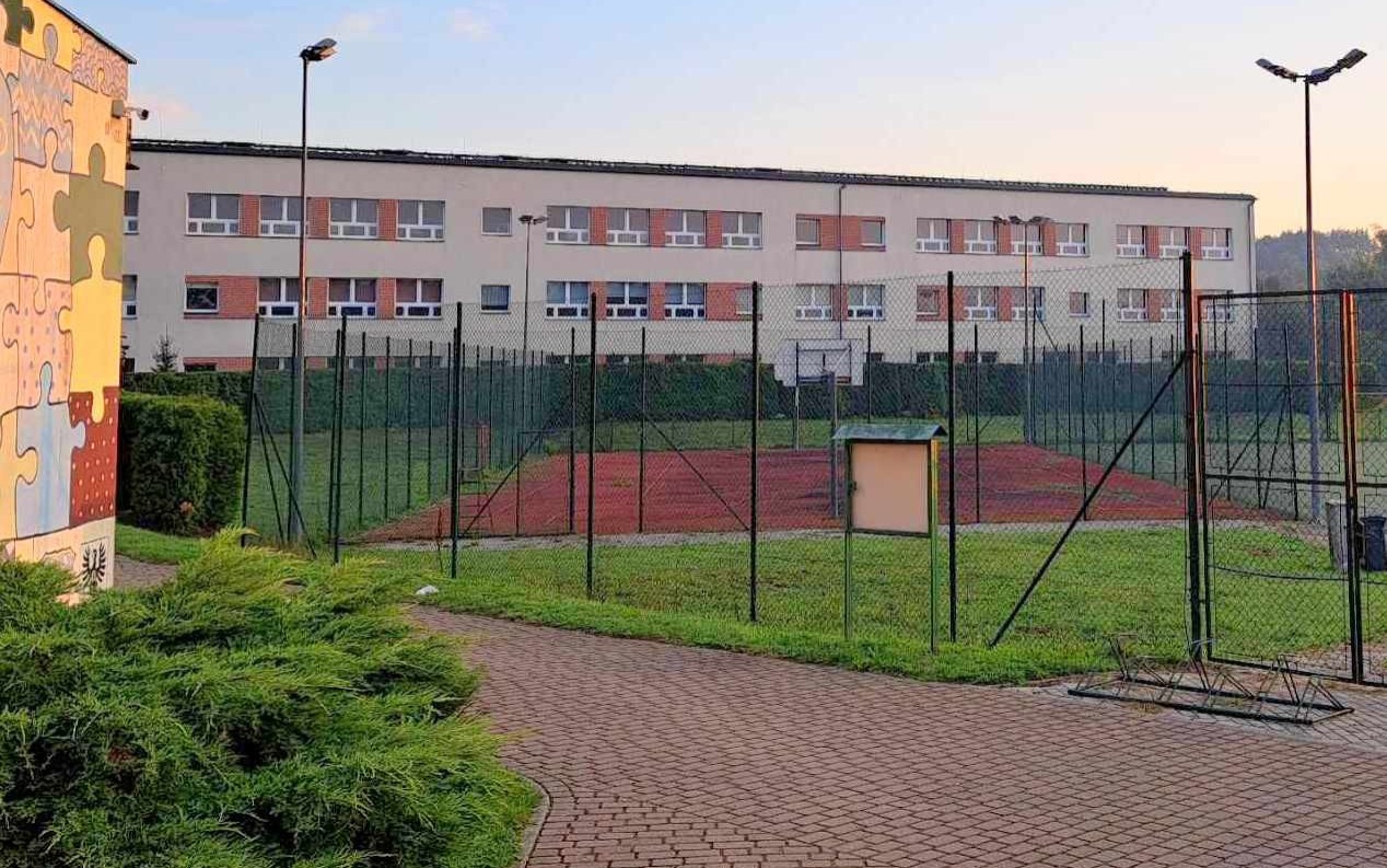 Modernizacja infrastruktury sportowej przy powiatowym „Chemiku”