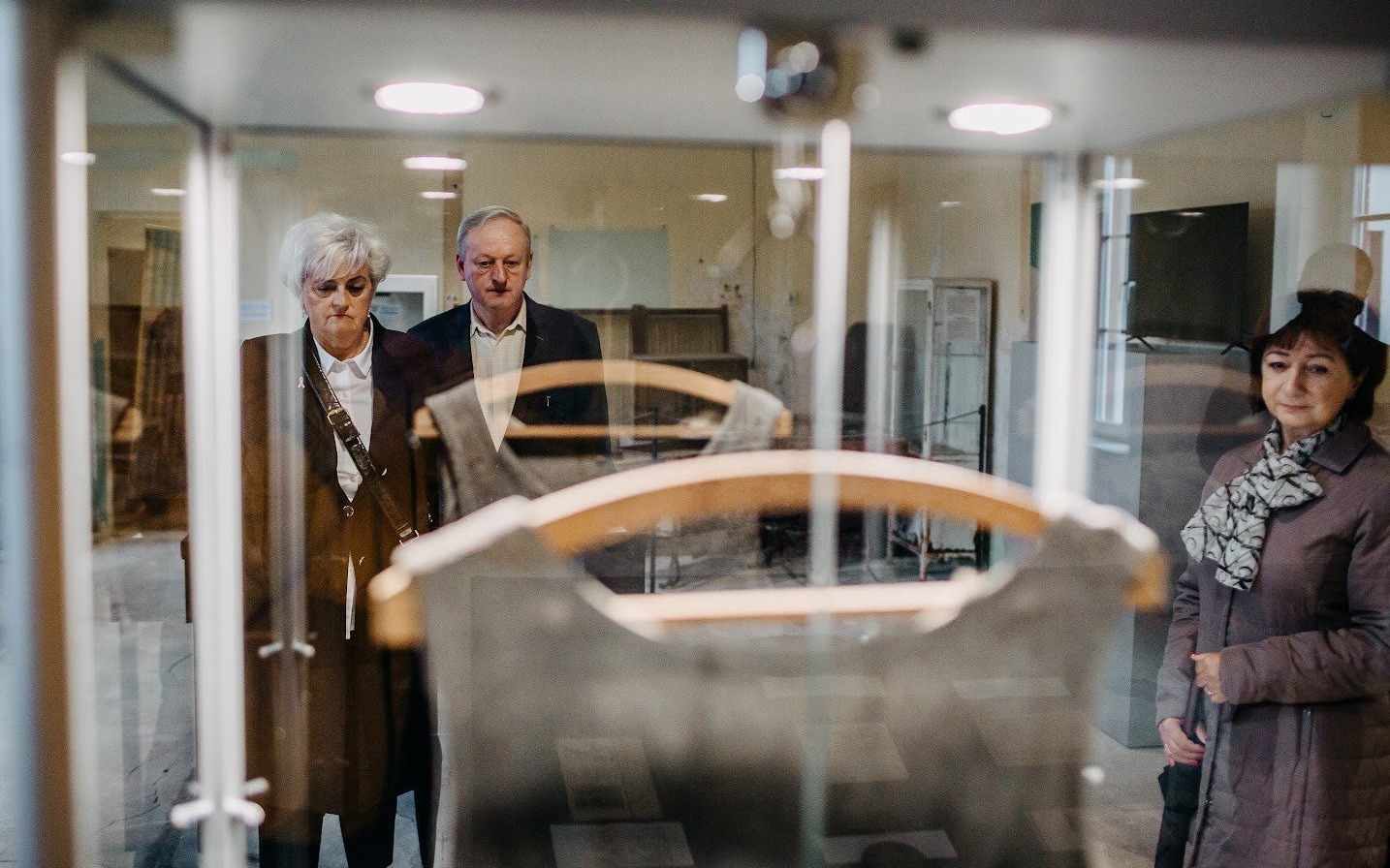 Namiastka kobiecości w obozowym piekle