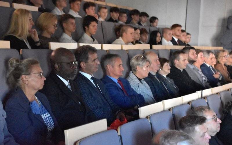 Udana dekada szkoły średniej w Zatorze