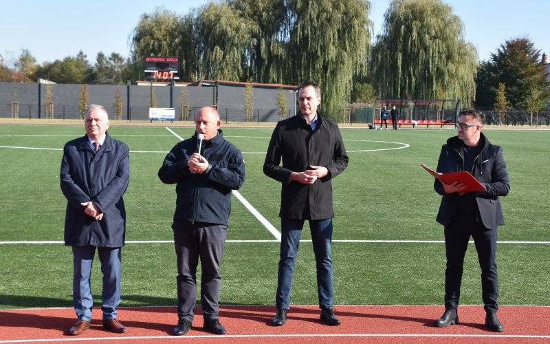 Piękne dopełnienie ostatnich 25 lat. Kompleks sportowy przy „Chemiku” uroczyście otwarty!
