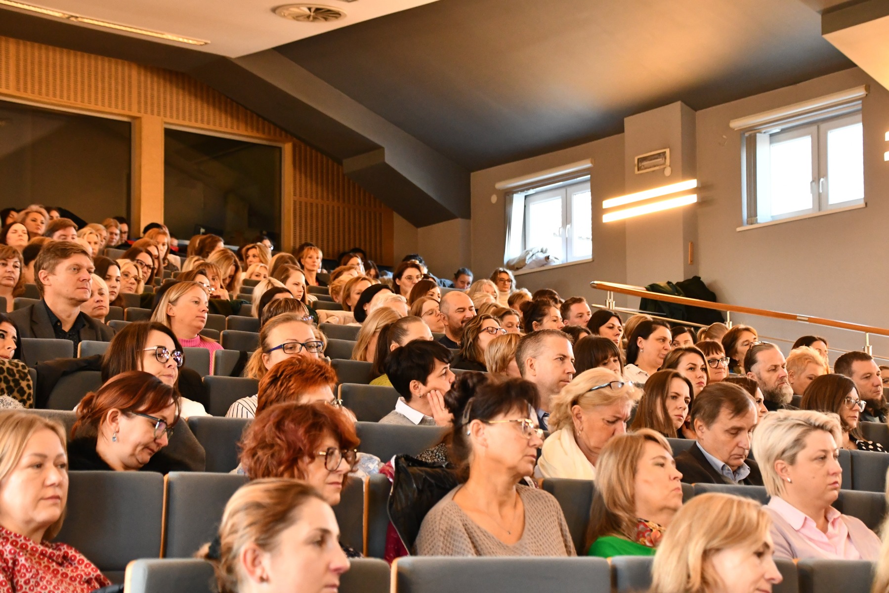 Jak zachować równowagę psychiczną w świecie pełnym zagrożeń (film)