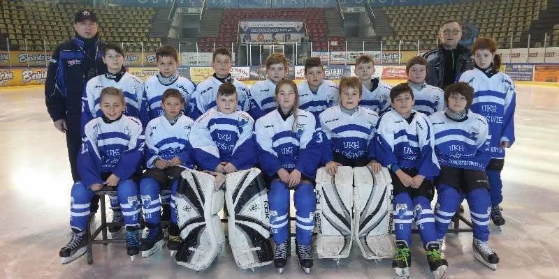 Oświęcim - UKH zaprasza dzieci do klasy z innowacją mini hokeja