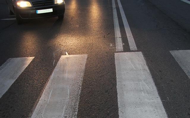 Oświęcim - na Konarskiego 36-latek potrącił kobietę na pasach