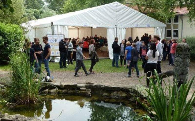 850 młodych ludzi przybyło do Oświęcimia by przeciwdziałać zapomnieniu