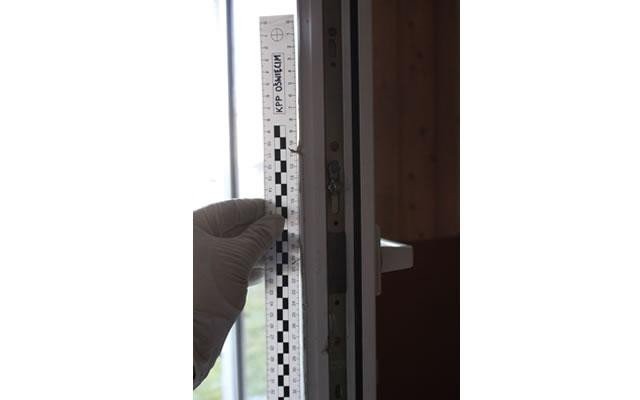 Chełmek - usiłował włamać się do domu przy ulicy Mickiewicza. Spłoszył go alarm