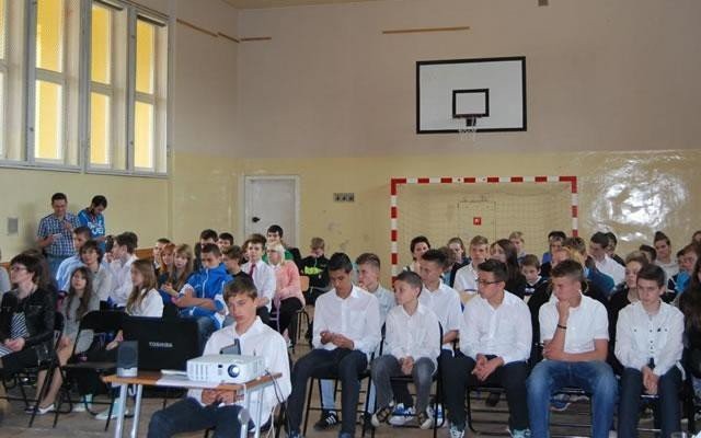 Oświęcim - Młodzieżowa Rada Miasta z własnym budżetem i herbem