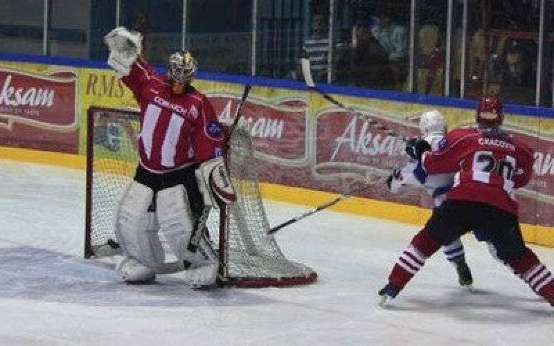 HOKEJ NA LODZIE. Małopolskie derby