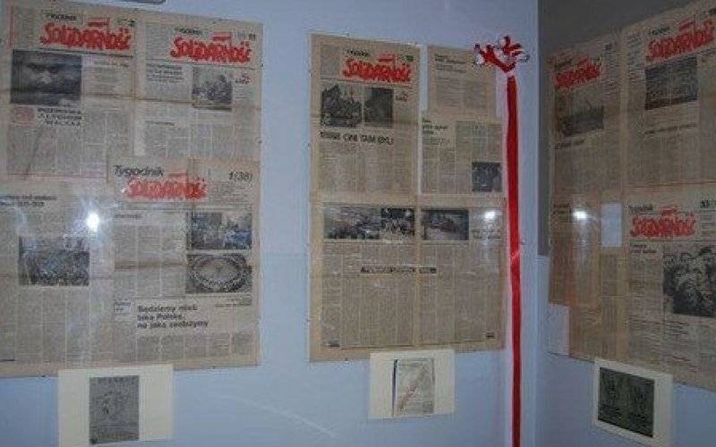 NAUKA. Wystawa o podziemiu w Galerii Przyziemie PWSZ