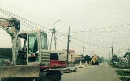 BOBREK. Chodnik przy Nadwiślańskiej prawie gotowy