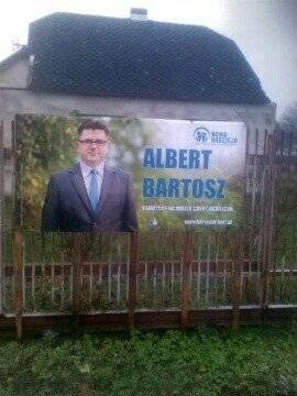 GMINA OŚWIĘCIM. Kradną banery Alberta Bartosza