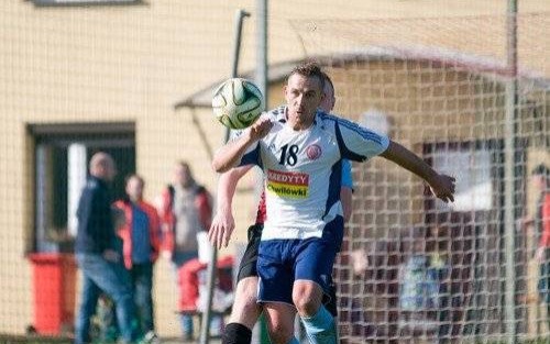 PIŁKA NOŻNA. Jesienny finisz